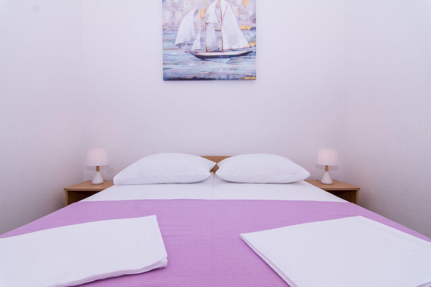 Apartments Ivica - Garden Terrace 斯拉汀 外观 照片