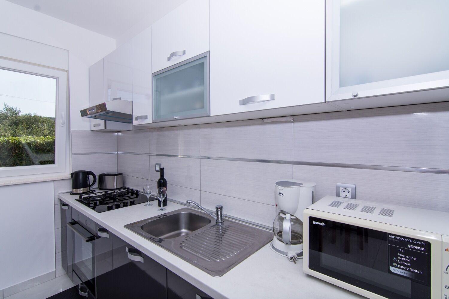 Apartments Ivica - Garden Terrace 斯拉汀 外观 照片