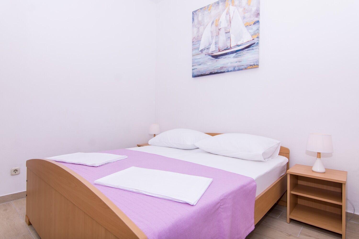 Apartments Ivica - Garden Terrace 斯拉汀 外观 照片